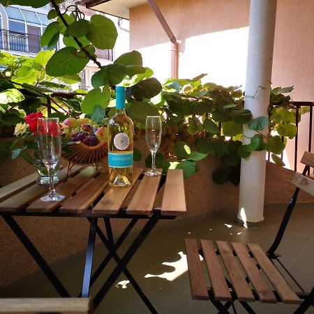 Family Hotel Rainbow Sveti Vlas Exterior photo