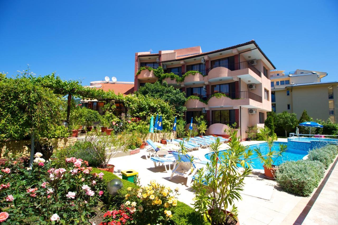 Family Hotel Rainbow Sveti Vlas Exterior photo