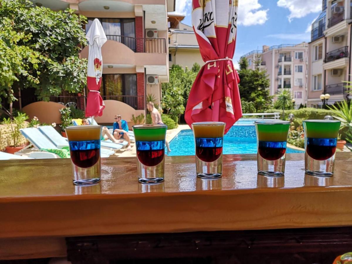 Family Hotel Rainbow Sveti Vlas Exterior photo